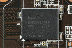 画像ギャラリー No.017のサムネイル画像 / オリジナルデザインを採用したPalitのGTX 680カードを試す。強化型電源＋3連ファン仕様クーラーの効果はいかほどか