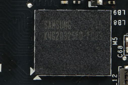 画像ギャラリー No.012のサムネイル画像 / 「GeForce GTX 690」レビュー。「プレイアブルな3画面環境」をカード1枚で実現可能に