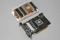 画像ギャラリー No.008のサムネイル画像 / 全長173mmのZOTAC製GTX 670カードを動かしてみる。「リファレンスより約70mm短い」インパクトはどれほどか