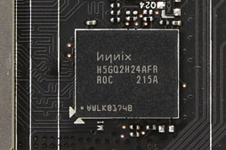 画像ギャラリー No.013のサムネイル画像 / 全長173mmのZOTAC製GTX 670カードを動かしてみる。「リファレンスより約70mm短い」インパクトはどれほどか