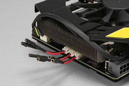 画像ギャラリー No.011のサムネイル画像 / 「N680GTX Lightning」レビュー。「オーバークロックに特化したGTX 680カード」が持つゲーム用途の価値を探る