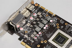 画像ギャラリー No.032のサムネイル画像 / 「GeForce GTX 660 Ti」搭載のクロックアップ版カード4製品を比較検討。ASUS,GIGA-BYTE,Palit,ZOTACそれぞれに個性あり