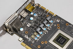 画像ギャラリー No.044のサムネイル画像 / 「GeForce GTX 660 Ti」搭載のクロックアップ版カード4製品を比較検討。ASUS,GIGA-BYTE,Palit,ZOTACそれぞれに個性あり