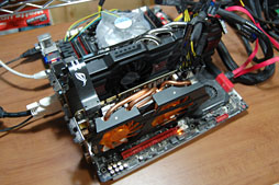 画像ギャラリー No.006のサムネイル画像 / 「GeForce GTX 660 Ti」の2-way SLIテスト結果報告。ミドルクラス型番の2枚差しにはメリットとデメリットが同居する
