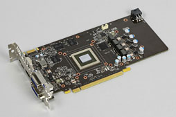 画像ギャラリー No.010のサムネイル画像 / 「GeForce GTX 660」のSLI動作報告。GTX 580のSLIと互角の性能を,200W以上低い消費電力で実現