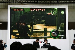 画像ギャラリー No.019のサムネイル画像 / 「BIOHAZARD THE MERCENARIES 3D」の実機デモプレイも初公開された! 3DS用「BIOHAZARD」シリーズスペシャルステージレポート