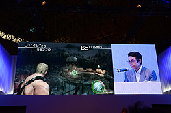 画像ギャラリー No.017のサムネイル画像 / ［TGS 2011］「バイオハザード15周年記念ステージ」にジル・バレンタイン姿の紗綾さんが登場。さらに鈴木史朗さんが「ザ・マーセナリーズ」のスコアアタックに挑戦