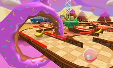 画像ギャラリー No.003のサムネイル画像 / 最大4人で参戦可能！ 「スーパーモンキーボール 3D」のレースモード「モンキーレース」ではエキサイティングなレースが楽しめる！？