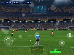 画像ギャラリー No.003のサムネイル画像 / 有名選手が多数登場。iPad向け「リアルサッカー2011 HD」で本格サッカーを楽しもう