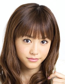 画像ギャラリー No.004のサムネイル画像 / 弁護士成歩堂龍一とレイトン教授が魔女裁判に挑む! 「レイトン教授VS逆転裁判」でゲーム画面公開