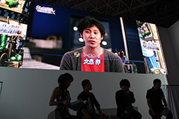 画像ギャラリー No.009のサムネイル画像 / ［TGS 2012］巧 舟ディレクターが裁判パートを実演プレイ。「レイトン教授VS逆転裁判」の魅力を紹介したスペシャルステージをレポート 