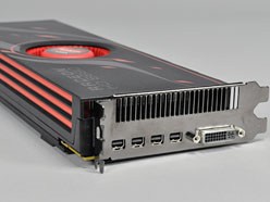 画像ギャラリー No.013のサムネイル画像 / デュアルGPU搭載カード「Radeon HD 6990」レビュー。公称最大消費電力375Wは伊達じゃない