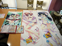 画像ギャラリー No.007のサムネイル画像 / スマイル☆シューターの3人組が活躍するPCゲーム「スマイル☆シューター 〜ふぁーすと☆ちけっと〜」は，2011年1月14日に発売。メイド喫茶で行われた発表会レポート
