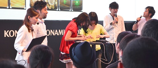 画像ギャラリー No.008のサムネイル画像 / ［TGS 2012］小南泰葉さんのライブに加え，楽曲パック解禁などのサプライズもあった「jubeat plus Premium Stage in 東京ゲームショウ2012」レポート