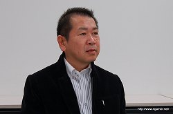画像ギャラリー No.001のサムネイル画像 / シェンムーの生みの親,YS NET代表取締役 鈴木 裕氏のインタビューを掲載。「シェンムー街」開発の経緯や今後にかける意気込みを聞いてきた