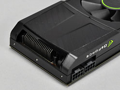 画像ギャラリー No.007のサムネイル画像 / 「GeForce GTX 590」レビュー。1枚にフルスペックFermiを2基搭載して,世界最速シングルカードは誕生したか