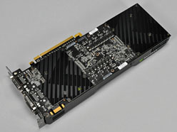 画像ギャラリー No.013のサムネイル画像 / 「GeForce GTX 590」レビュー。1枚にフルスペックFermiを2基搭載して,世界最速シングルカードは誕生したか
