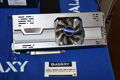 画像ギャラリー No.003のサムネイル画像 / ［COMPUTEX］GALAXYブースレポート。映像エンジン＆HDMI入力付きカードや5画面同時出力対応カードなど面白い製品が盛り沢山