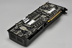 画像ギャラリー No.029のサムネイル画像 / GTX 560 Tiを2基搭載した「EVGA GeForce GTX 560 Ti 2WIN」レビュー。ちょっと変わったハイクラスカードの実力を見る