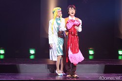 画像ギャラリー No.030のサムネイル画像 / 巴里花組と紐育星組のメンバーシャッフルも? ライブイベント「サクラ大戦 巴里花組&紐育星組ライブ2010 〜可憐な花々 煌めく星々〜」ゲネプロの模様をレポート ※写真追加
