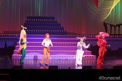 画像ギャラリー No.049のサムネイル画像 / 巴里花組と紐育星組のメンバーシャッフルも? ライブイベント「サクラ大戦 巴里花組&紐育星組ライブ2010 〜可憐な花々 煌めく星々〜」ゲネプロの模様をレポート ※写真追加