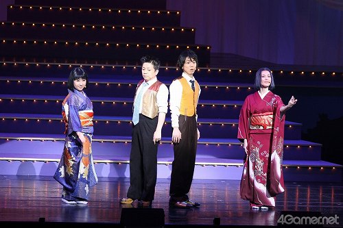 画像ギャラリー No.052のサムネイル画像 / 巴里花組と紐育星組のメンバーシャッフルも? ライブイベント「サクラ大戦 巴里花組&紐育星組ライブ2010 〜可憐な花々 煌めく星々〜」ゲネプロの模様をレポート ※写真追加