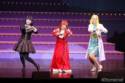 画像ギャラリー No.057のサムネイル画像 / 巴里花組と紐育星組のメンバーシャッフルも? ライブイベント「サクラ大戦 巴里花組&紐育星組ライブ2010 〜可憐な花々 煌めく星々〜」ゲネプロの模様をレポート ※写真追加