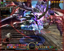 画像ギャラリー No.028のサムネイル画像 / 「ドラゴナ」の戦闘は「覚醒」と「部分覚醒」の使い分けがポイント。クローズドβテストに先駆けてプレイレポートを掲載