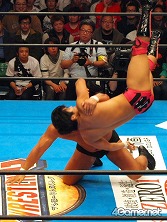 画像ギャラリー No.109のサムネイル画像 / 長島☆自演乙☆雄一郎選手がプロレスデビュー戦で勝利！　ブラック★ロックシューターが戦ったり，ミルキィホームズが歌ったり泣いたり……と事件続発の「ブシロードレスリング」レポート