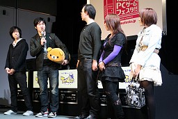 画像ギャラリー No.012のサムネイル画像 / ミニゲーム大会とライバルキャラクター紹介で盛り上がった「トイ・ウォーズ☆ふぇすてぃばる」レポート