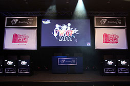 画像ギャラリー No.001のサムネイル画像 / 「トイ・ウォーズ」の最強チームを決める決勝大会「TWGP」が開催に。2012年アップデート方針なども発表