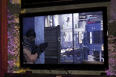 画像ギャラリー No.004のサムネイル画像 / ［E3 2011］人間と機械との戦いを描くセガの新作TPS「Binary Domain」をE3会場で体験プレイ