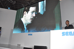 画像ギャラリー No.007のサムネイル画像 / ［TGS 2011］「バイナリードメイン」にも「龍が如く」のような熱いドラマを。名越氏のプレゼンや佐藤Dのデモプレイが行われたセガブースのステージイベントをレポート