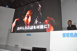 画像ギャラリー No.018のサムネイル画像 / ［TGS 2011］「バイナリードメイン」にも「龍が如く」のような熱いドラマを。名越氏のプレゼンや佐藤Dのデモプレイが行われたセガブースのステージイベントをレポート