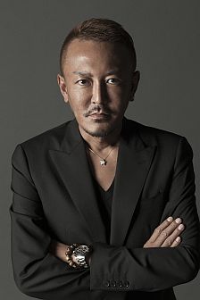画像ギャラリー No.002のサムネイル画像 / 「バイナリー ドメイン」名越監督サイン会が東京・神奈川で10月29・30日開催