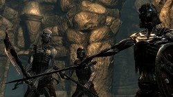 画像ギャラリー No.015のサムネイル画像 / [E3 2011］「The Elder Scrolls V：Skyrim」のライブデモがE3で公開。マンモスがのし歩くWhiterunの荒野でドラゴンと死闘