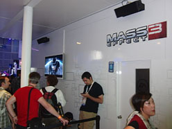 画像ギャラリー No.004のサムネイル画像 / ［E3 2011］「Mass Effect 3」のE3デモで語られた「地球を守る唯一の方法」とは？