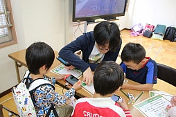 画像ギャラリー No.015のサムネイル画像 / 「Minecraft」が公立小学校の教材に。プログラミング教育の参観・体験イベント「i和design-Programming Festival」の模様をレポート