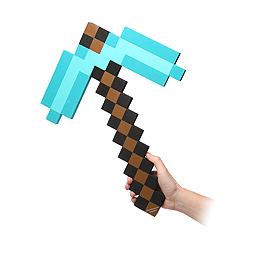 画像ギャラリー No.003のサムネイル画像 / 「Minecraft」の主人公になりきれる「ダイヤモンドフォームソード」「ダイヤモンドフォームピッケル」が，イオンとトイザらスで11月下旬より販売へ