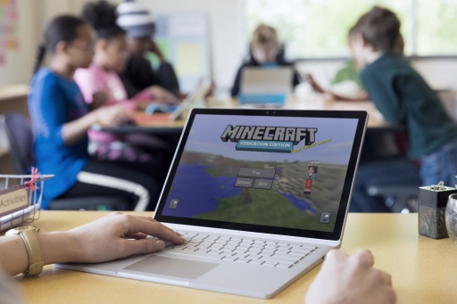 画像ギャラリー No.012のサムネイル画像 / 「Minecraftカップ2021 全国大会」のテーマは“SDGs時代のみんなの家、未来のまち”。オープニングイベントをレポート