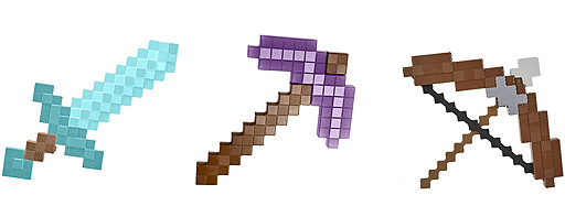 画像ギャラリー No.002のサムネイル画像 / 「Minecraft」より，ダイヤモンドの剣，エンチャントされたツルハシ，弓矢がおもちゃに。弓矢はサウンドも再現