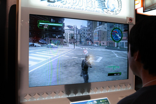 画像ギャラリー No.019のサムネイル画像 / ［TGS 2012］7年ぶりのシリーズ最新作「地球防衛軍4」メディアブリーフィングをレポート。テーマは「ゲーム史上最高の絶望を君に。」