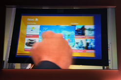 画像ギャラリー No.012のサムネイル画像 / ［COMPUTEX］Microsoft，x86とARMの両方で動作する「Windows 8」を披露。タブレット向けの新UIや一部ハードウェア要件も明らかに