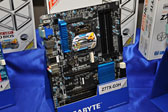 画像ギャラリー No.016のサムネイル画像 / GIGA-BYTE，「G1.Sniper 3」などIvy Bridge世代のIntel 7マザーボードを公開。4月上旬以降発売へ