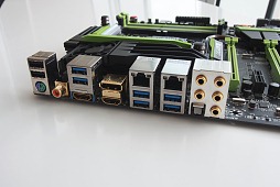 画像ギャラリー No.004のサムネイル画像 / ［COMPUTEX］「Intel 8シリーズチップセットが抱える問題」についてGIGABYTEに聞いてみた