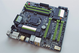 画像ギャラリー No.005のサムネイル画像 / ［COMPUTEX］「Intel 8シリーズチップセットが抱える問題」についてGIGABYTEに聞いてみた