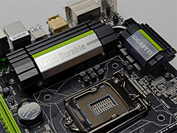 画像ギャラリー No.025のサムネイル画像 / 「G1.Sniper 5」「G1.Sniper M5」フォトレポート。Haswellに対応したGIGABYTE製ゲーマー向けマザーの特徴を俯瞰してみる