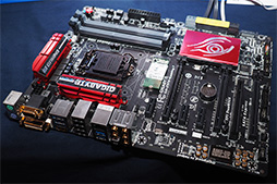 画像ギャラリー No.002のサムネイル画像 / GIGABYTEがIntel 9シリーズ搭載のゲーマー向けマザーボード10製品を発表。サーバーレベルの高信頼性シリーズ「Black Edition」が登場