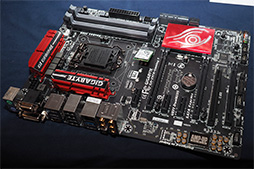 画像ギャラリー No.006のサムネイル画像 / GIGABYTEがIntel 9シリーズ搭載のゲーマー向けマザーボード10製品を発表。サーバーレベルの高信頼性シリーズ「Black Edition」が登場