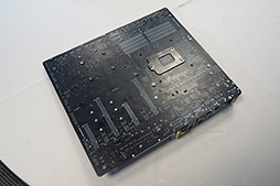 画像ギャラリー No.008のサムネイル画像 / ［COMPUTEX］GIGABYTE，Skylake＆Thunderbolt 3対応のゲーマー向けマザーボードを公開